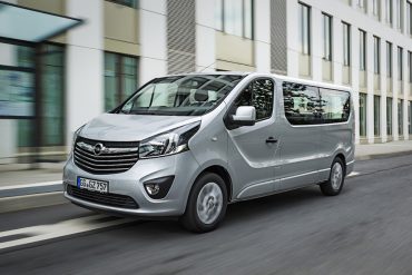 Opel-Vivaro-Combi-302033