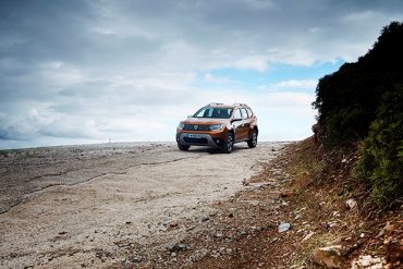 5_21200154_2017_new_dacia_duster_tests_drive_in_greece